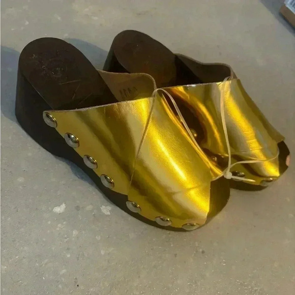 Ganni Gold and Black Mules - Picture 2 of 9